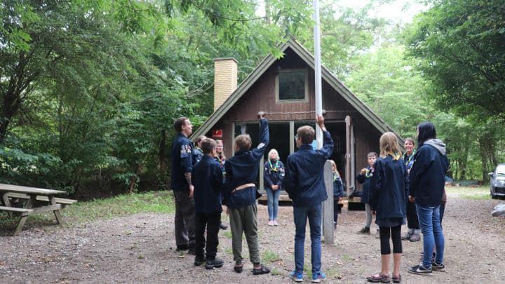 Rundkreds om flagstangen